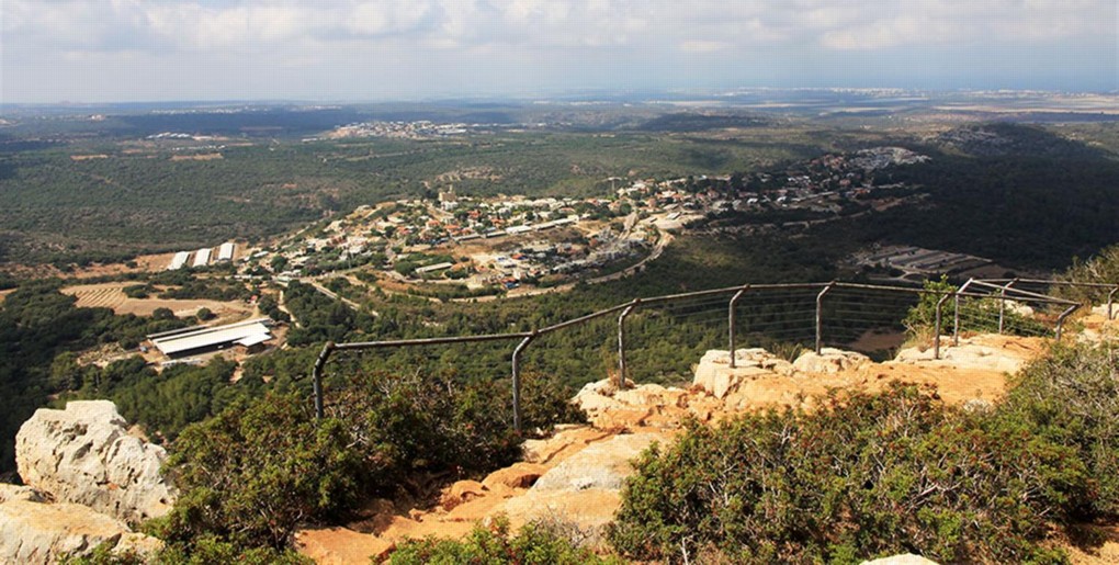 מסלול טיול בפארק אדמית. צילום: יעקב שקולניק