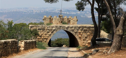 שער הרוח, בדרך המובילה לכנסיית ההשתנות. צילום: יעקב שקולניק