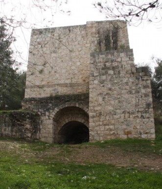 כבשן הסיד בחלקה הצפונית של יער אלעד. צילום: יעקב שקולניק