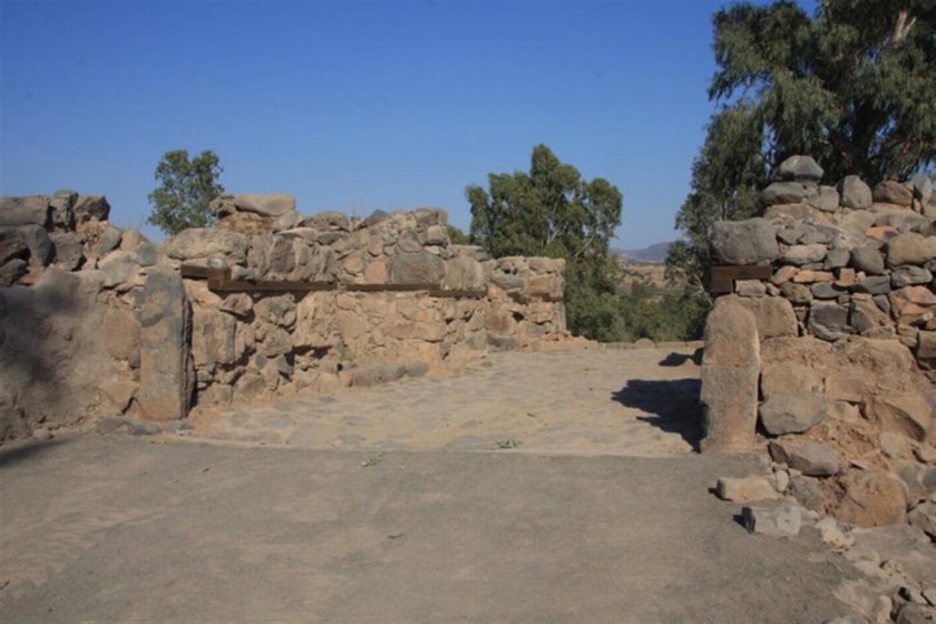 בית ציידה, שער העיר מימי בית ראשון. צילום: יעקב שקולניק