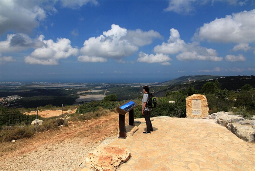מצפור טופז משקיף על הגליל המערבי. צילום: יעקב שקולניק
