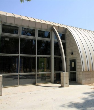 מבנה מרכז קק"ל בגילת. צילום: יעקב שקולניק