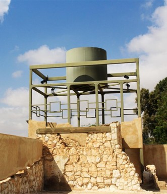 שחזור חלקי של בית הביטחון. צילום: יעקב שקולניק