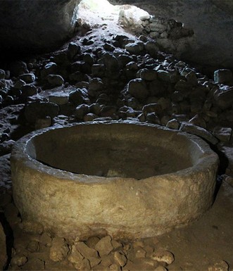 מערת בית הבד. צילום: יעקב שקולניק