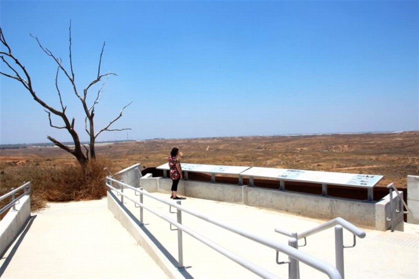 מרפסת התצפית במצפור הבתרונות. צילם: יעקב שקולניק