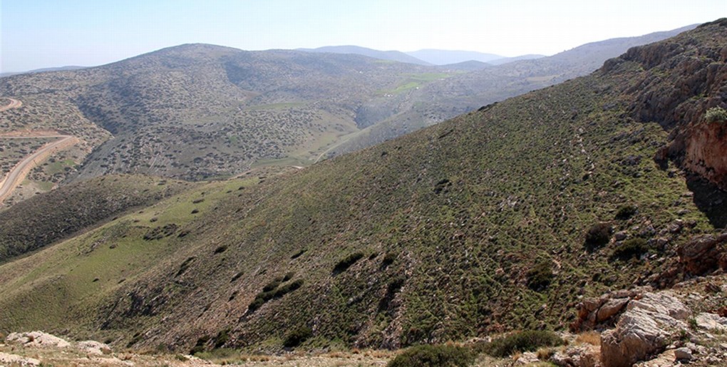 מסלול הר הגלבוע: טיול להר אבנר ולחורבת נר. צילום: יעקב שקולניק