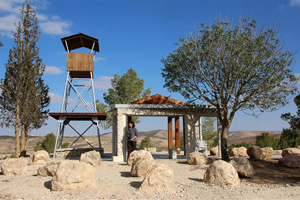 מצפה נעם רוזנטל. צילום: יעקב שקולניק, ארכיון הצילומים של קק"ל