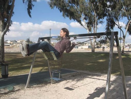 מתקני שעשועים בפארק נחל באר שבע. צילום: ארכיון צילומי קקל