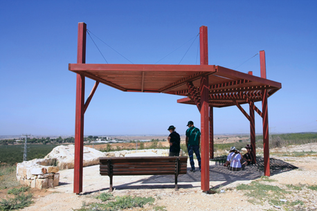 מצפור דוד קרון.  צילום: יעקב שקולניק